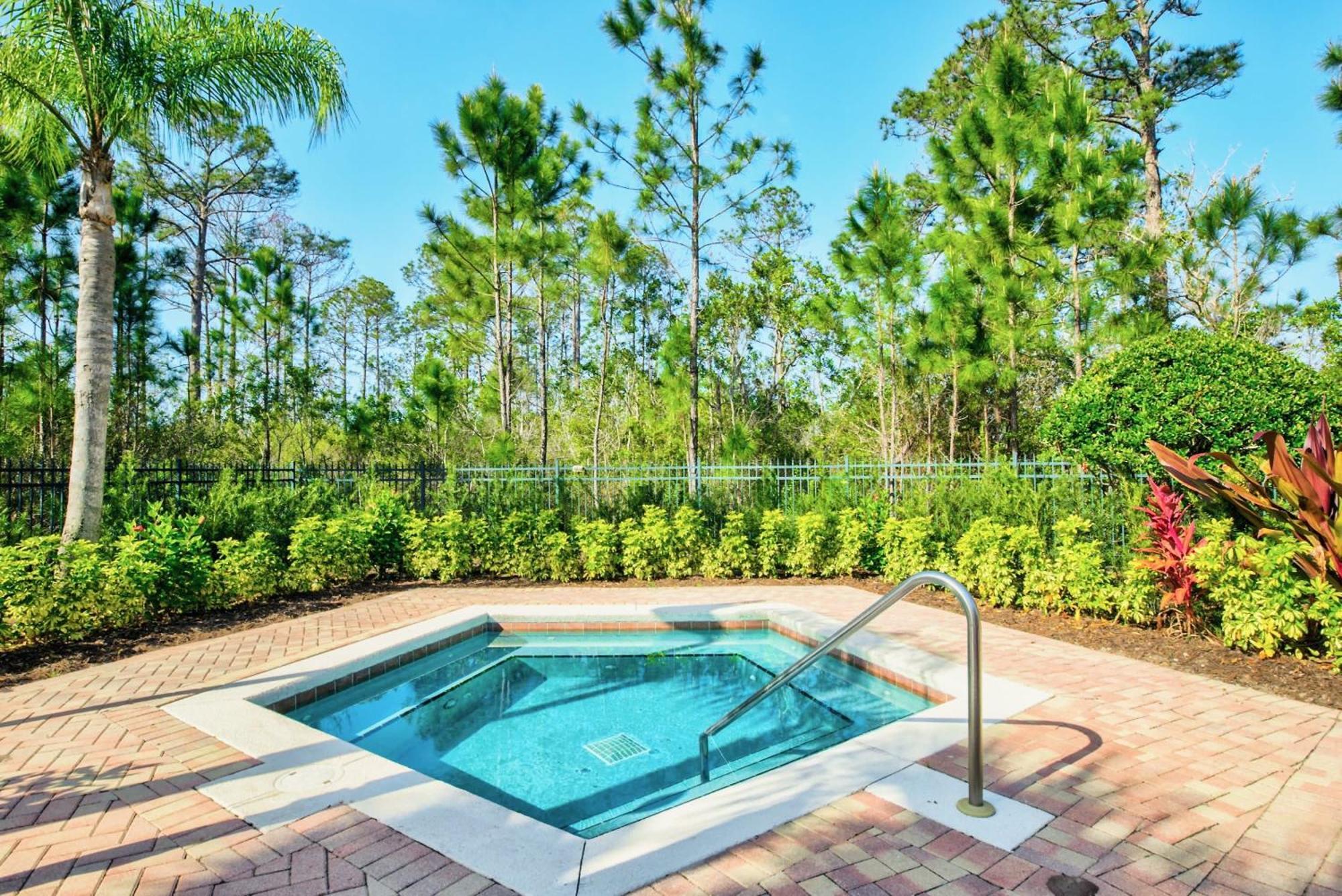 Bright 3br With Pool And Hot Tub, Close To Disney! Hébergement de vacances
