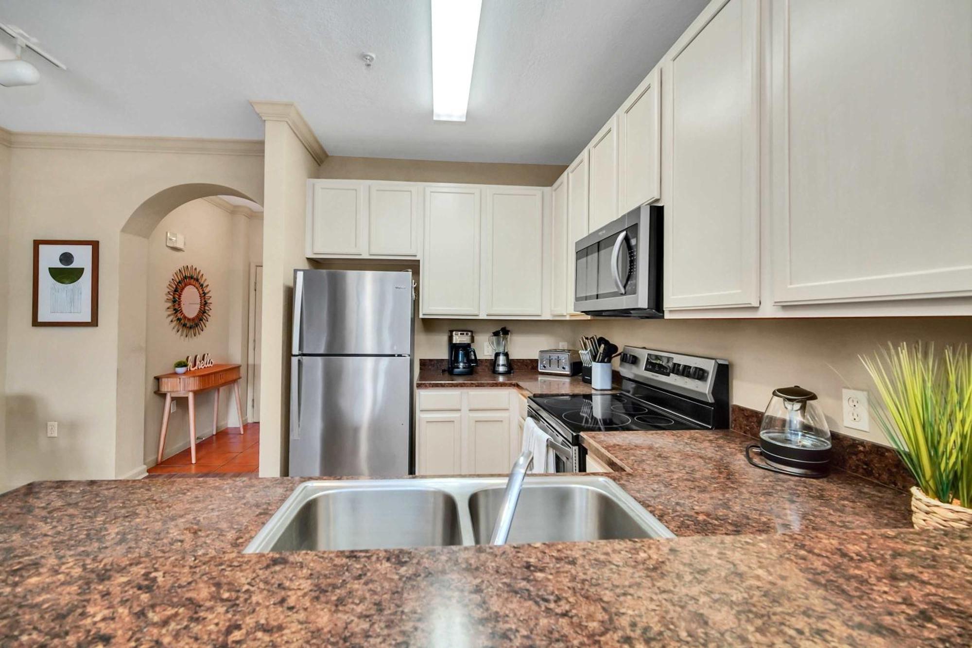 Bright 3br With Pool And Hot Tub, Close To Disney! Hébergement de vacances *